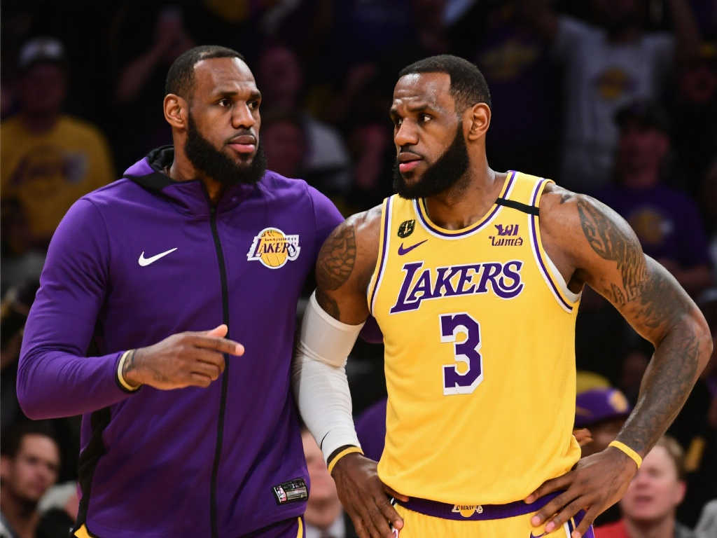 湖人东詹组合前景如何?40岁詹姆斯巅峰依旧,愿主动让位 湖人东詹组合前景如何?40岁詹姆斯巅峰依旧,愿主动让位